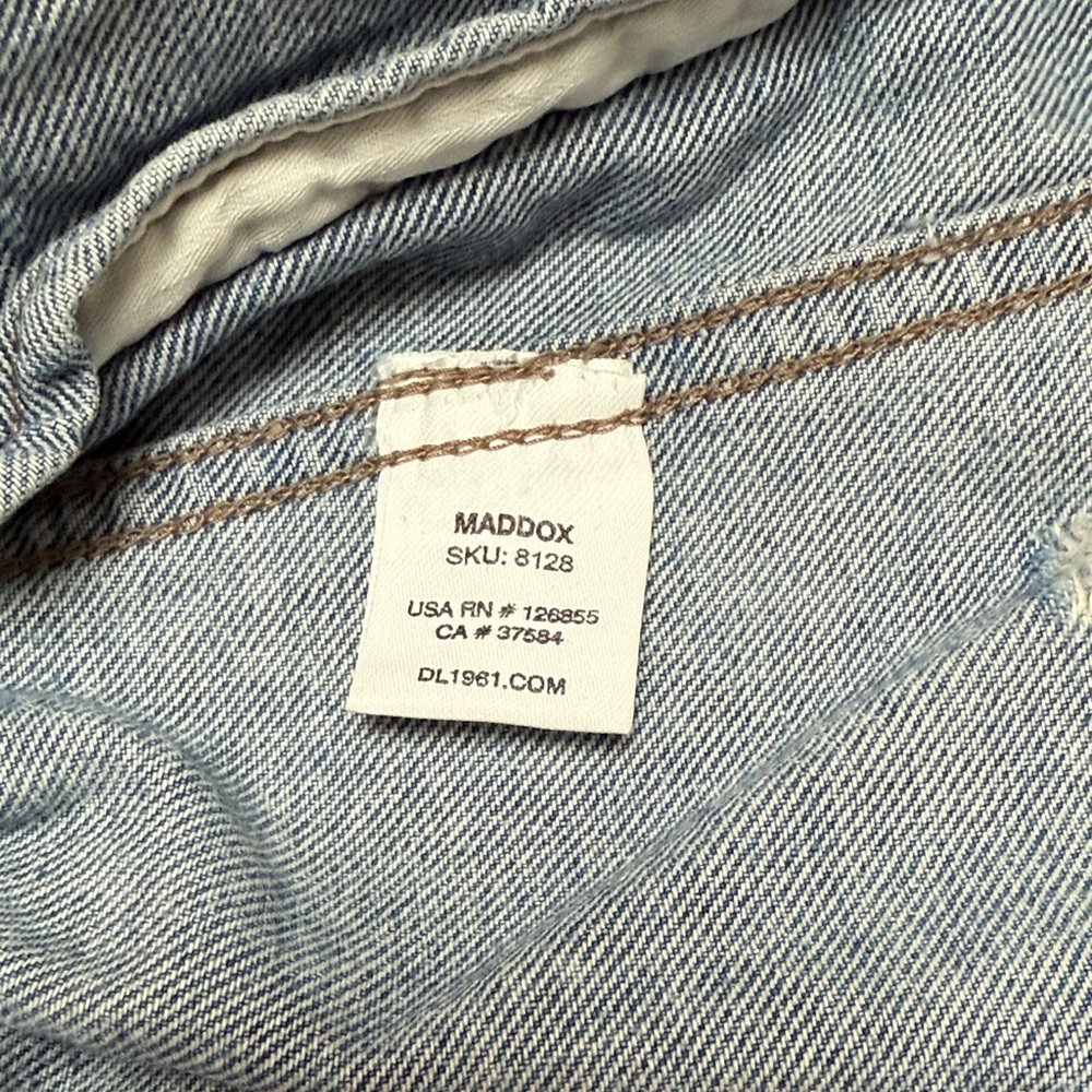 DL1961 Classic Blue Jean Jacket - Picture 5 of 5